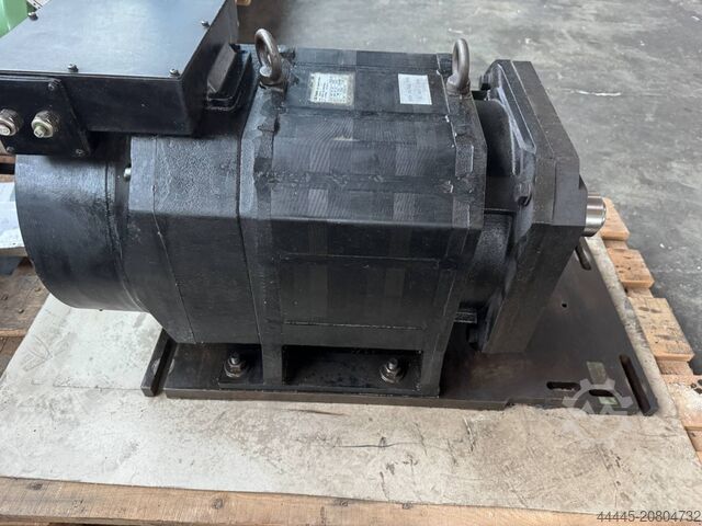 Silnik FANUC A068-1130-B907-3000