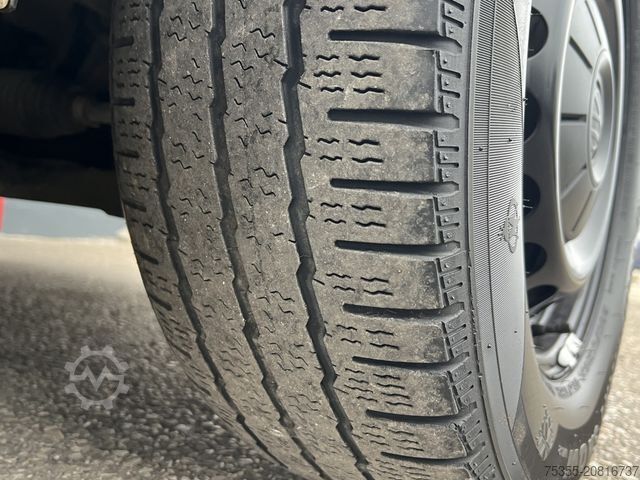 Furgone a tetto alto VOLKSWAGEN Crafter Hoch+Lang Klima Kamera Parktronic 3Sitze