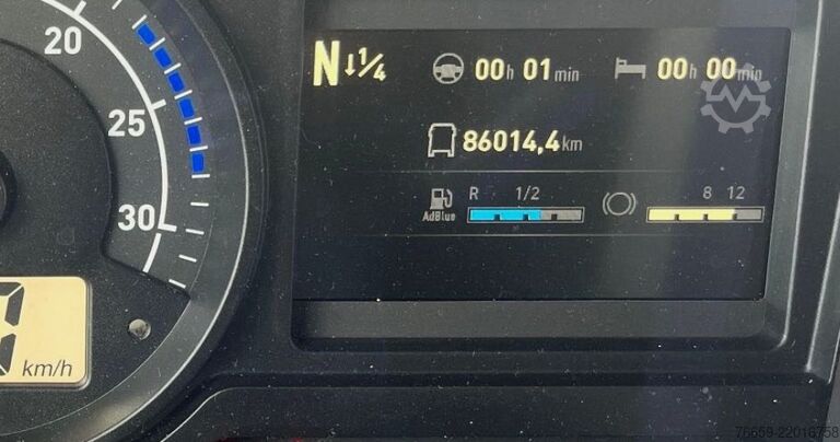 Ladbil med presenning RENAULT MDA2C centinato