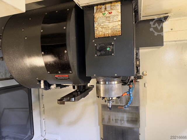 Vertikální obráběcí centrum LEADWELL V-30 iV
