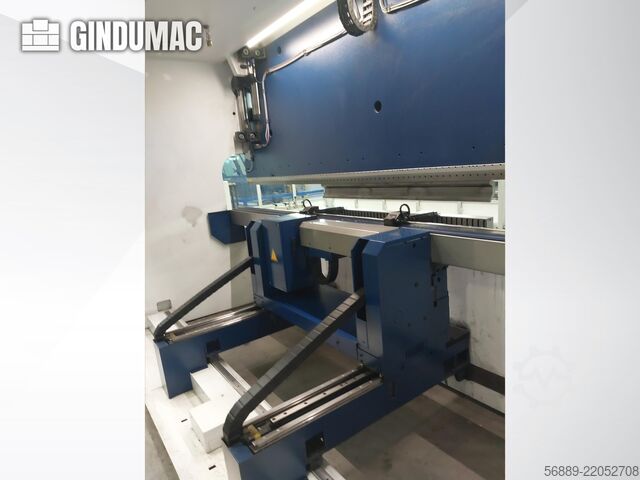 TRUMPF TRUBEND CELL 5000 med TRUMPF TruBend 5170 og Bend Master 60 TRUMPF TRUBEND CELL 5000 with TRUMPF TruBend 5170 and Bend Master 60