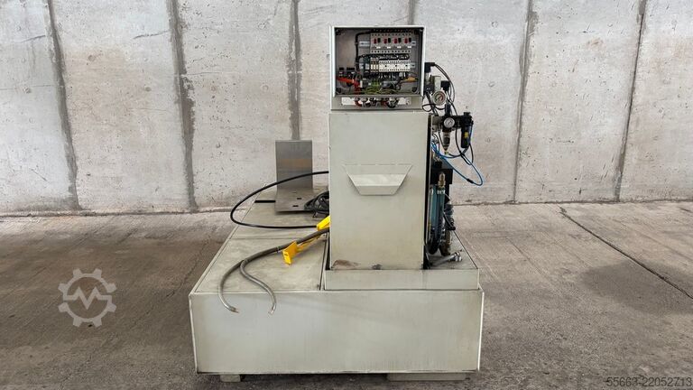 Drutowa wycinarka elektroerozyjna AGIE CHARMILLES Robofil 440