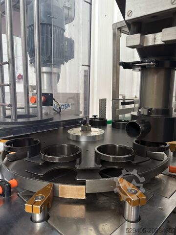 Automatyczna linia napełniająco-zamykająca do puszek / słoików / konserw / sztywnych opakowań Indosa Matic 100