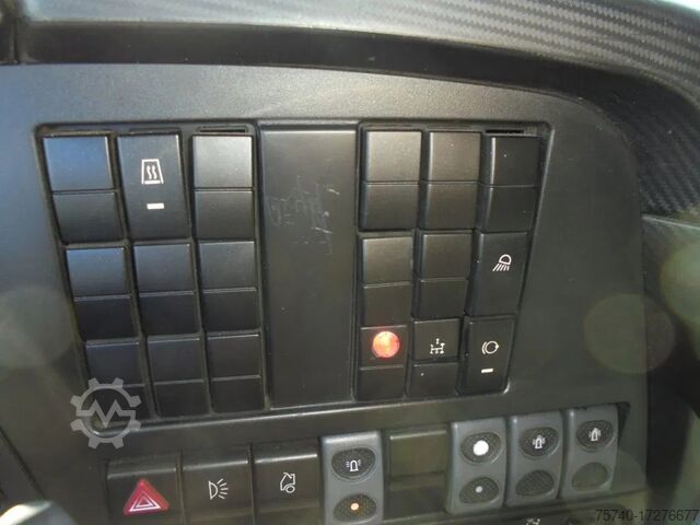 Usisno vozilo Iveco Trakker 450 + Euro 5 + Zandzuiger + Manual + 6x...