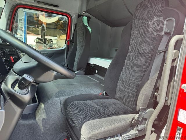 Skříňový nákladní automobil MERCEDES-BENZ 1224 L 7,3m  LBW 1.5t Klima Heizung 1 Bett