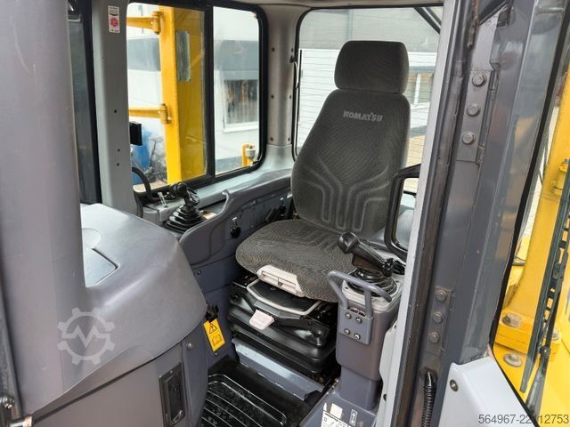 Cilindru compactor KOMATSU D61PX-15E0 6 Wege-Schild Klima