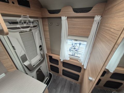 Półzintegrowany kamper Weinsberg X-CURSION VAN 500 LT EDITION [PEPPER] 2023*Sparvorteil 40.088¤*