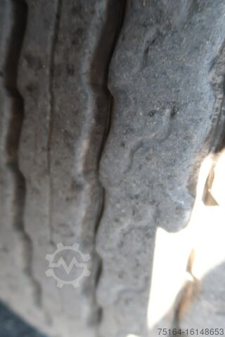 4x2 nyergesvontató Mercedes-Benz 1848 HAD 4x4 kompl. Zug Schwarzmüller SK