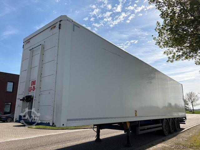 Caisse fermée A&D Box 2.80Mtr H / Doppelstock /  Lift-Axle / SAF ...