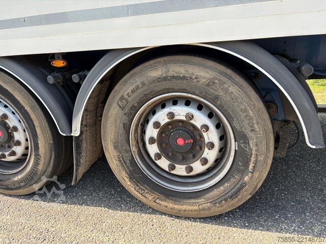 Caisse fermée A&D Box 2.80Mtr H / Doppelstock /  Lift-Axle / SAF ...