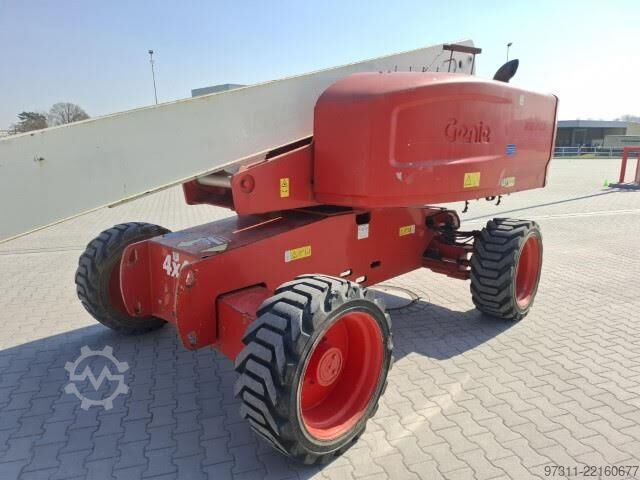 Teleszkópos platform Genie S-60 HC
