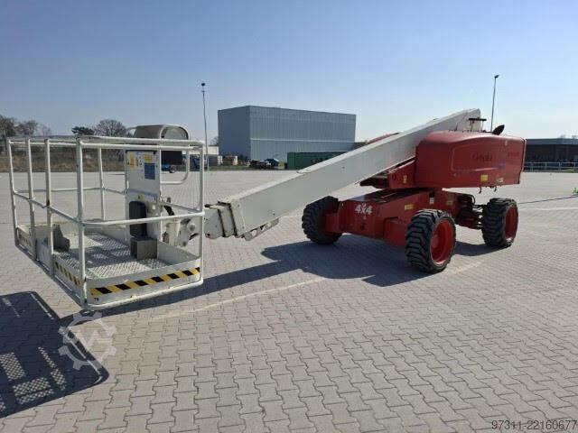 Teleszkópos platform Genie S-60 HC