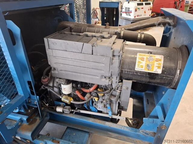Makaslı kaldırma Genie GS-4390 RT