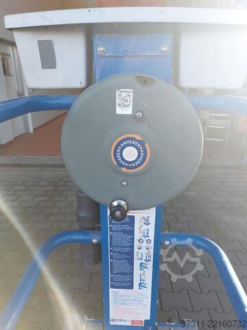 Plataforma elevatória Power TOWERS PECOLIFT