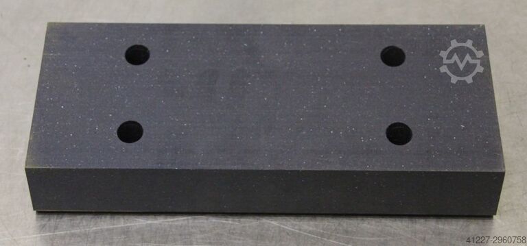 Kunststof unbekannt 123/330/H82 mm