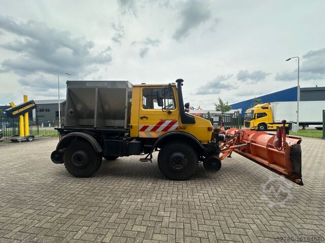 Strooiwagens Unimog U1400 Rail