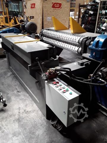 Sperrholzmaschine LINYI XQ-S01