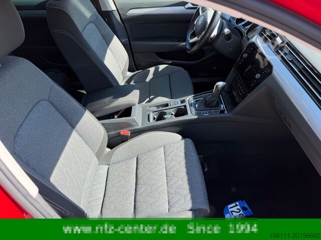 Minibus VOLKSWAGEN Passat Variant Business 2,0TDI DSG ACC
