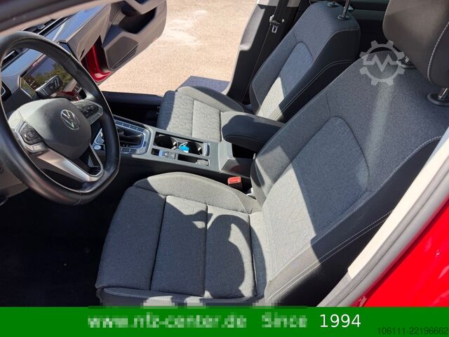 Minibus VOLKSWAGEN Passat Variant Business 2,0TDI DSG ACC