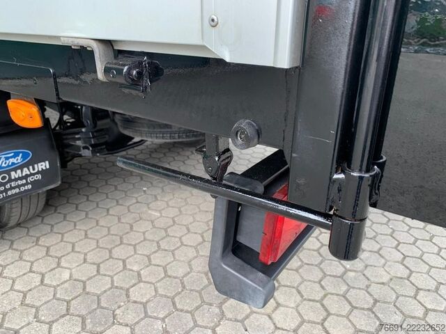 Transportador con plataforma y toldo Ford Transit 350 - Centina, con Porte
