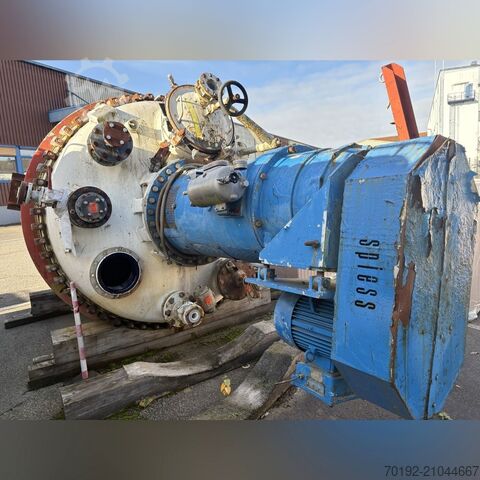 Réacteur émaillé Tycon de 8 250 litres chauffant/refroidissant avec agitateur à ancre Tycon B0105