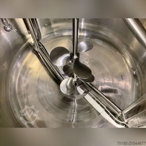Cuve de process chauffable/refroidissable de 1540 litres en acier inoxydable V2A avec 2 agitateurs e Diessel B0102