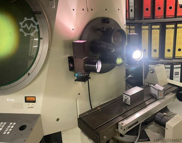 Proyector de perfiles horizontal Dr. Schneider ST 600