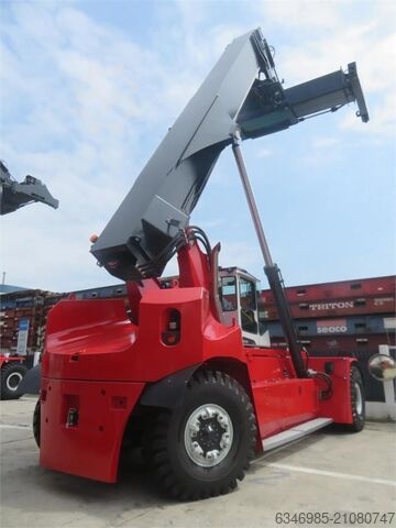 Reachtacker Kalmar DRU450-62S5