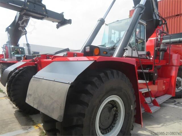 Reachtacker Kalmar DRU450-62S5