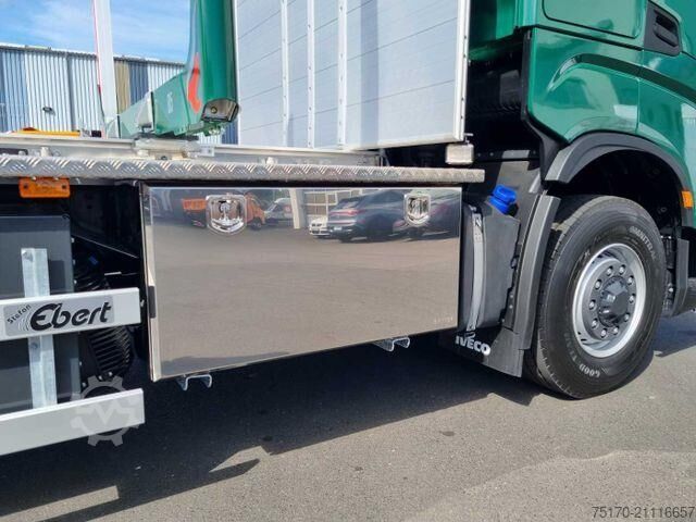 Houthouder Iveco X-Way AS300X57 Z/P HR ON+ 6x4 (6x6 Hi Traction)
