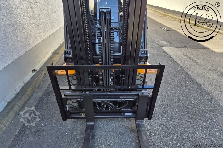 Ηλεκτρικό 4 τροχών Hangcha CPD18-XEY2-SI