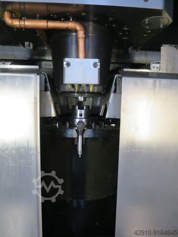Centro de mecanizado universal HERMLE C800U