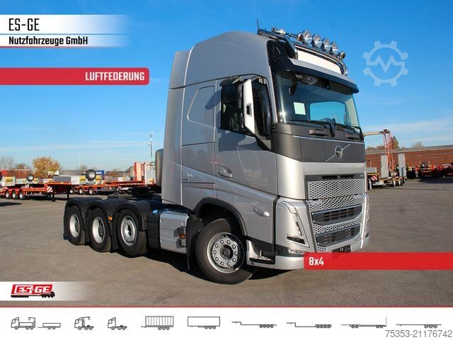 Camión de carga pesada VOLVO FH 551 8x4 Tridem VLA (Luftfederung)