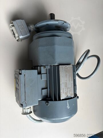  Motoreduktor SEW-Eurodrive RF32DT71D6 0,25 kW 36 obr./min i=24,17 3-fazowy Motoreduktor SEW-Eurodrive RF32DT71D6 0,25 kW 36 obr./min i=24,17 3-fazowy