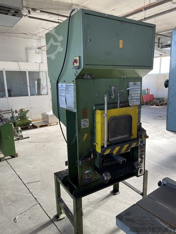 Presse hydraulique à double colonne Hans Schoen UTE 50