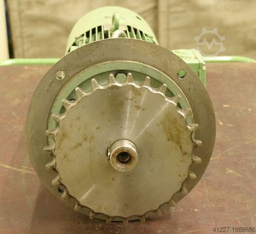 Aandrijfmotor 3 kW 109 tpm SEW Eurodrive R73 GVN112MBMG/X