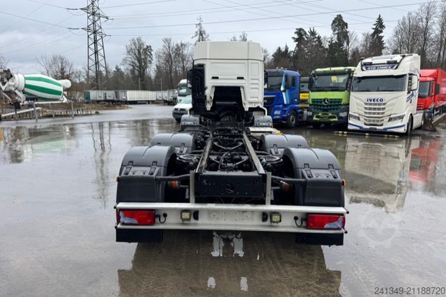 Vrachtwagenchassis MAN TGS 35.440 8x2