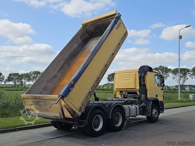 3-zijdenkipper MERCEDES-BENZ ACTROS 2641
