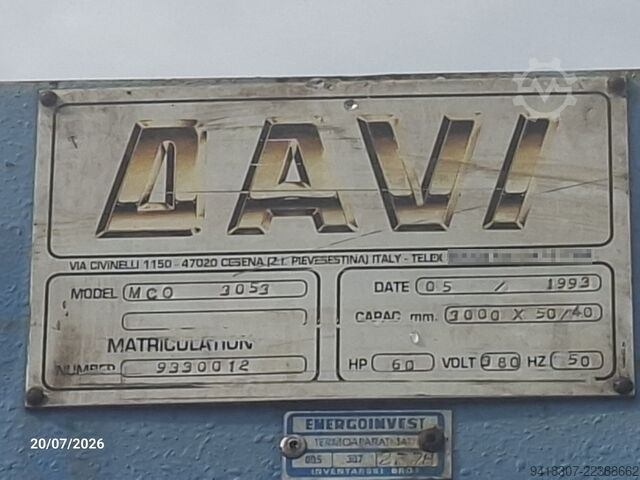 μηχανή κύλισης λαμαρίνας DAVI MCO 3053