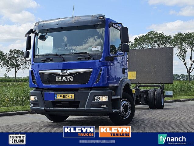 Chassi med hytt M.A.N. 12.250 TGM TAILLIFT ONLY 280 KM