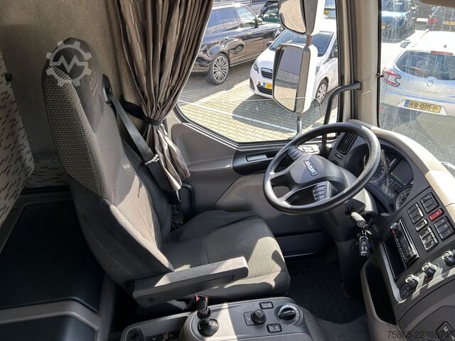 Châssis avec cabine DAF LF 250 FA / 12 Ton / 802 dkm / 6 Cilinder / Cha...