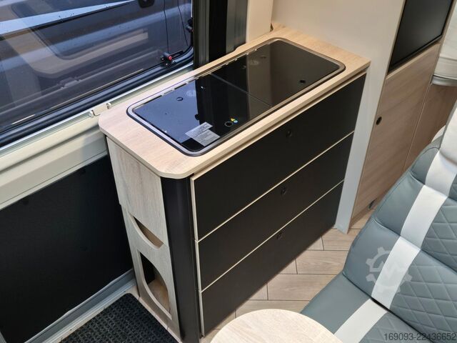 Kastenwagen Wohnmobil / Campervan CHAUSSON V697 Sport Line *MJ26*18"ALU*Autom*Arctic*7000¤!