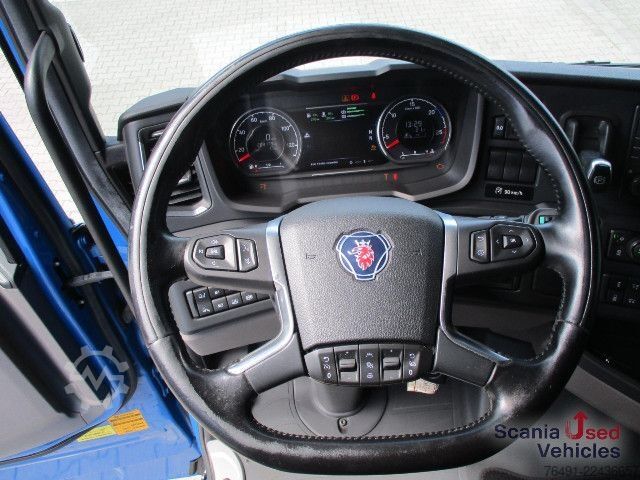 Gevaarlijke stoffen vrachtwagen Scania S 500 A6x2/4NA / 70 t / ADR EX/II