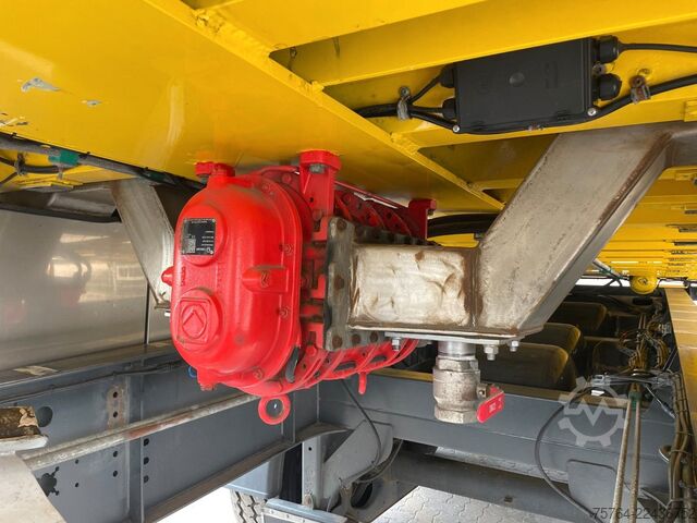 Tiptrailer KEMPF 53m³ Kippauflieger / 28m³ Liquid-X-Liner Gülle