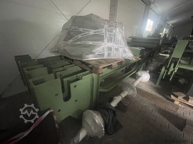 Complete sawmill (stationary) EWD Sägeline Runholzplatz Stapelung EWD ZE, FZ3, FR12, FV20,
