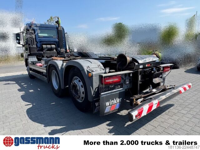 Camião porta-contentores de gancho MAN TGS 26.420 6x2-4 BL Hiab ULT 21-59-M-ITF,