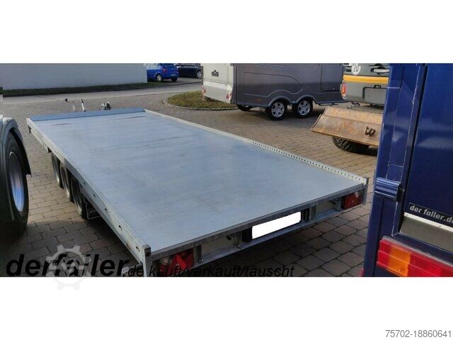 Aangepaste bestelwagen Hulco Carax-3 Plattformanhänger mit Rampen