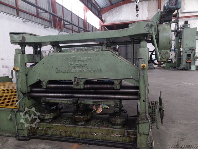 Nivelleerband Ungerer Richtmaschine RM2300/8/9