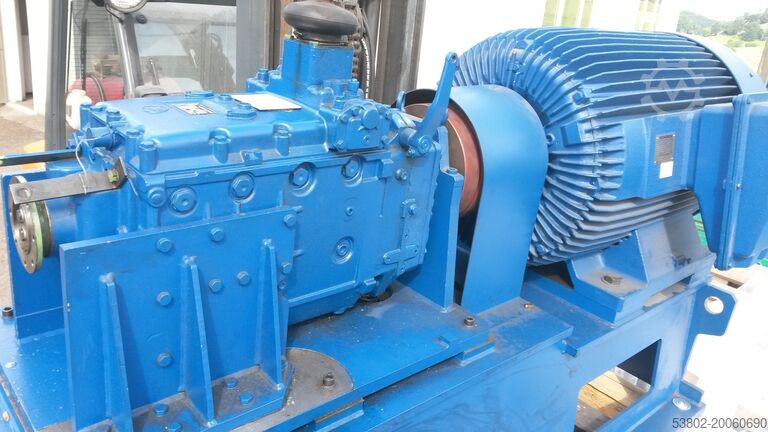 250kW aandrijfmotor met vrachtwagenversnellingsbak Schorch ZF 250kW 250 KW / KA 4355S-BB011-2