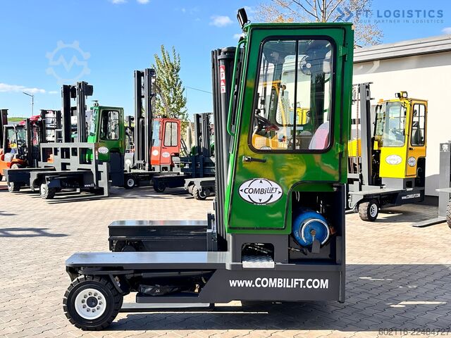 4 Way Forklift Combilift C4000 / TRIPLEX / 4900MM / GAS